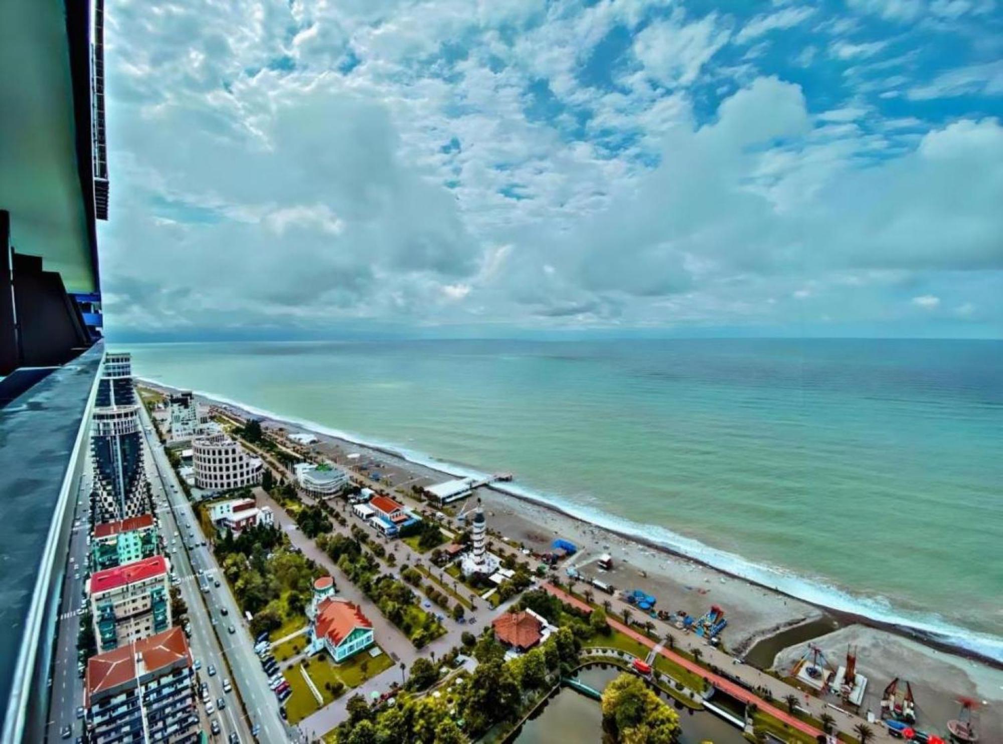 Aparthotel Orbi City Sea View Batumi Exteriér fotografie