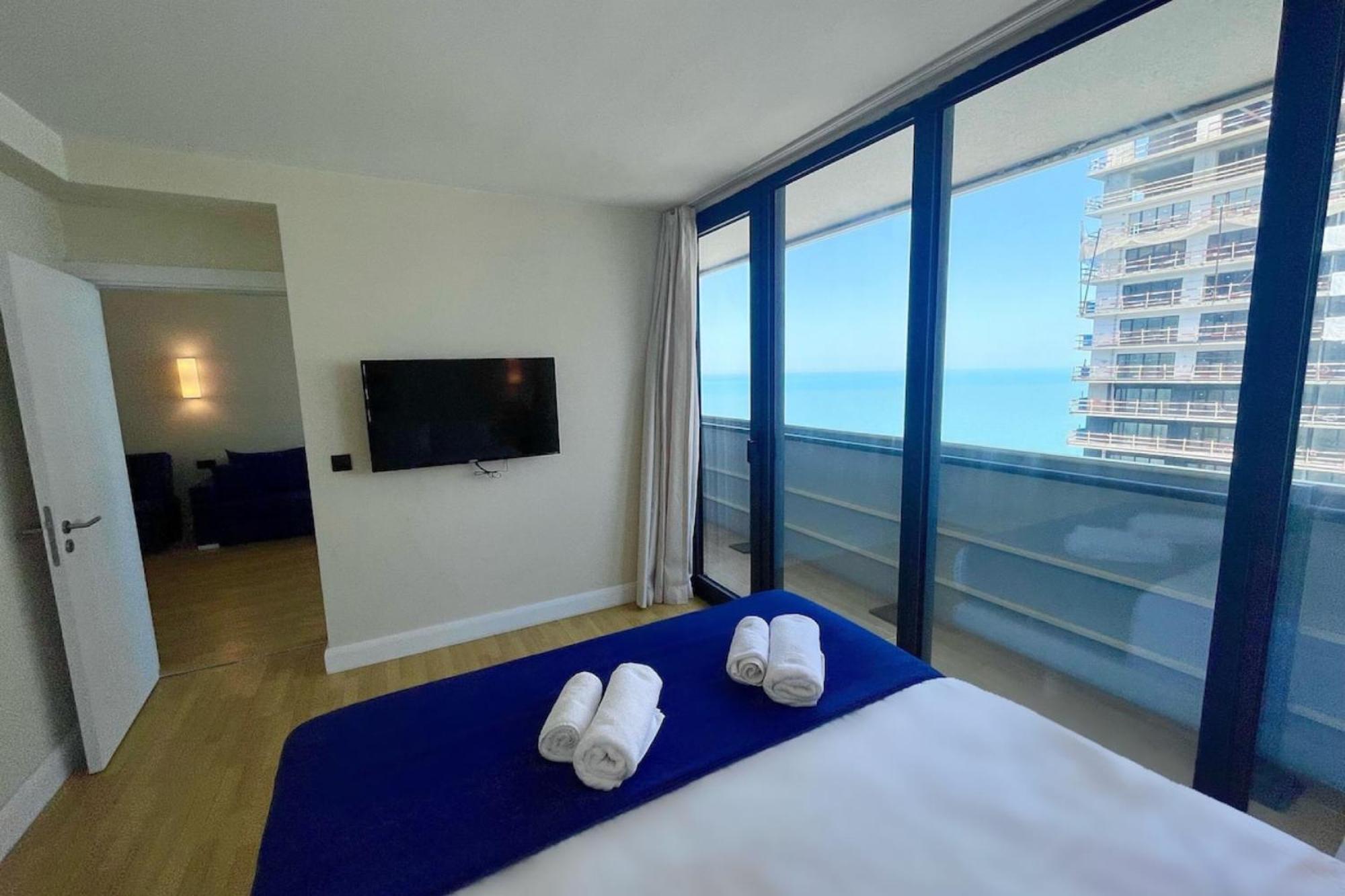 Aparthotel Orbi City Sea View Batumi Exteriér fotografie