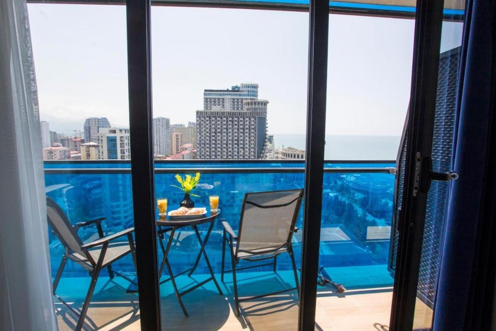 Aparthotel Orbi City Sea View Batumi Exteriér fotografie
