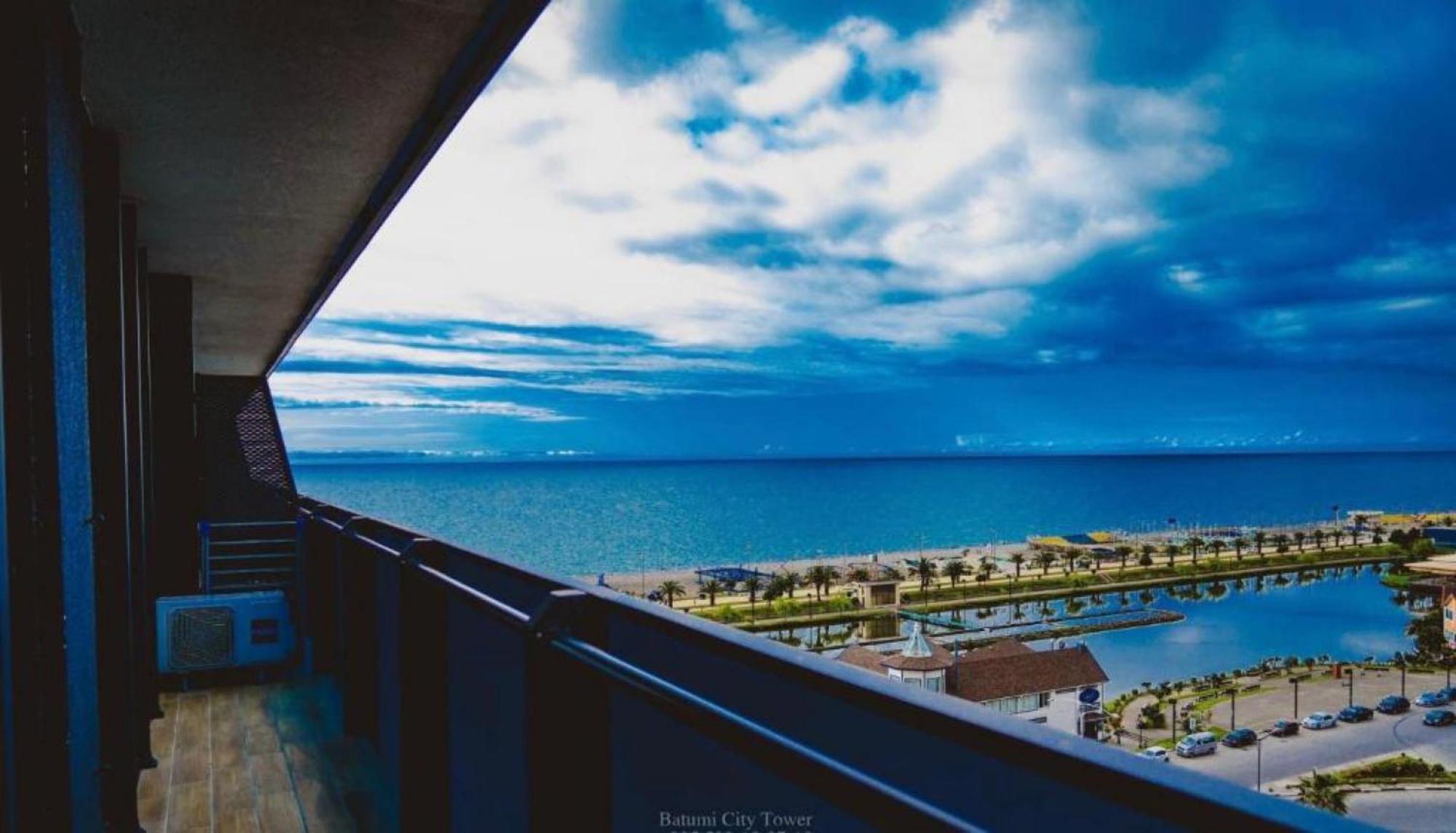 Aparthotel Orbi City Sea View Batumi Exteriér fotografie